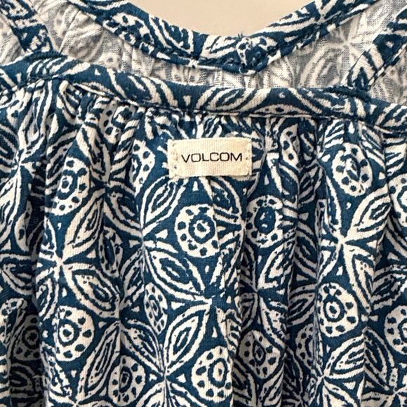 Volcom Blue Patterned Women's Top - Picture 3 of 4
